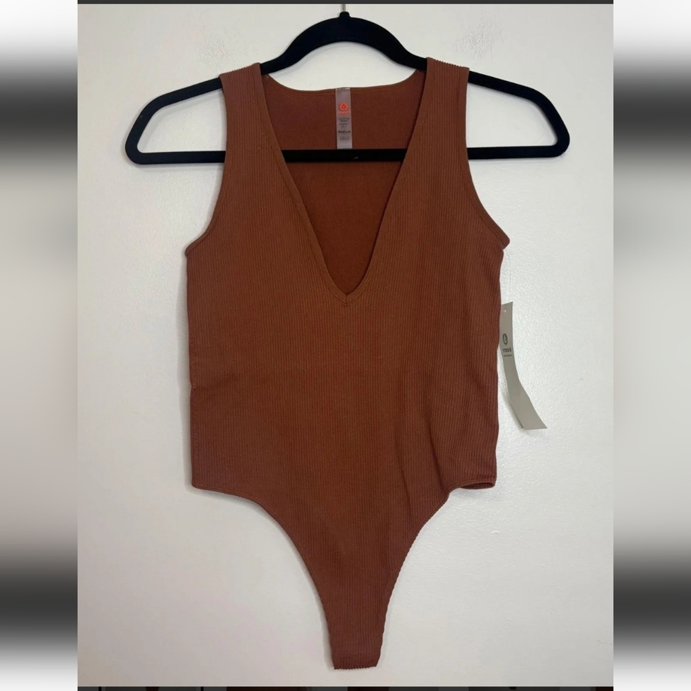 Mono B | Ribbed Deep V-Neck Bodysuit